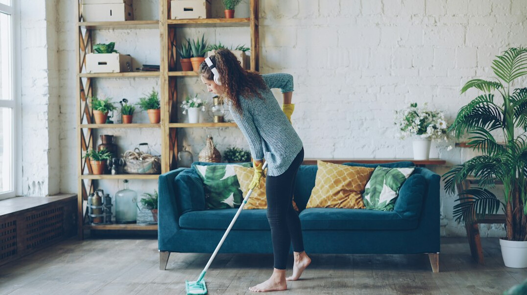 seasonal home cleaning